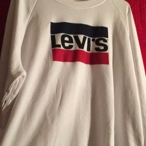 Levi’s sweatshirt